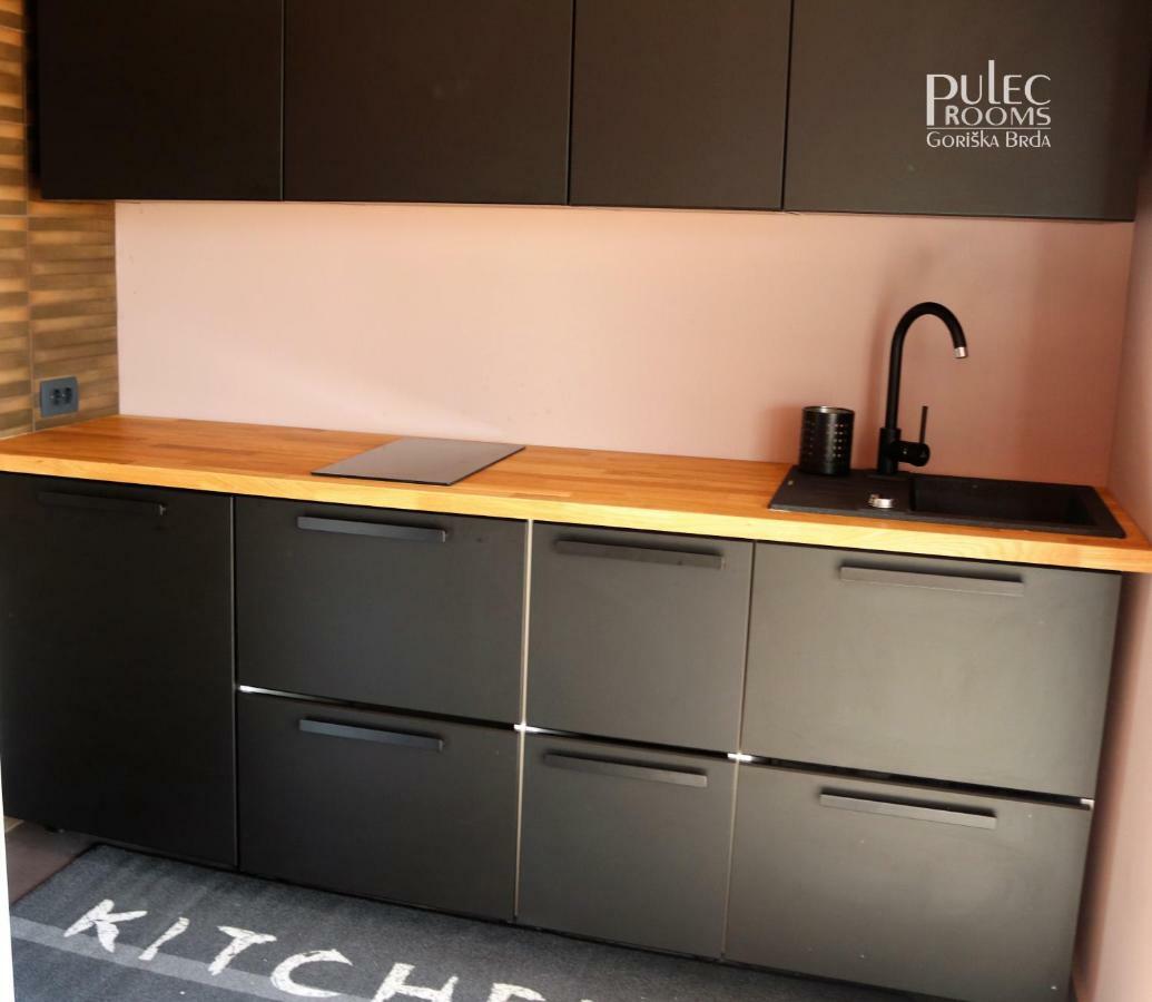 Apartma Sobe Pulec Доброво Екстер'єр фото